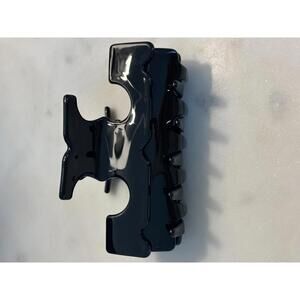 Tory Burch Black Plastic Hair Claw Clip
